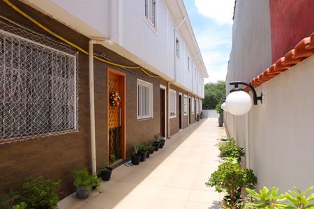 Casa de condomínio à venda com 70m², 2 quartos e 1 vagaÁrea comum