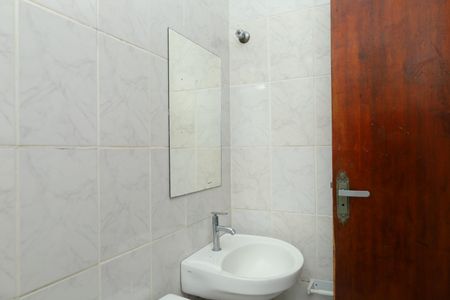Casa de condomínio à venda com 70m², 2 quartos e 1 vagaBanheiro