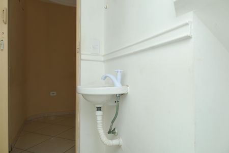 Casa de condomínio à venda com 70m², 2 quartos e 1 vagaLavabo