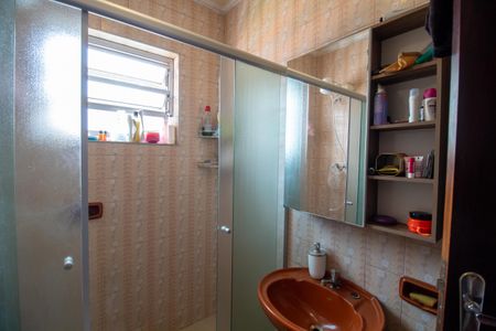 Casa à venda com 150m², 3 quartos e 2 vagasBanheiro