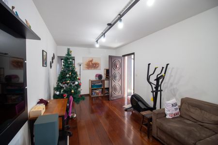 Sala de casa à venda com 3 quartos, 150m² em Vila Gomes, São Paulo