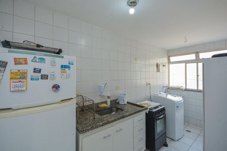 Apartamento à venda com 52m², 2 quartos e 1 vagaCozinha