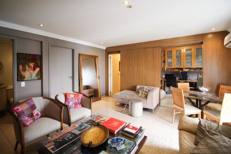 Apartamento à venda com 96m², 3 quartos e 2 vagas Apartamento à venda com 96m², 3 quartos e 2 vagasSala