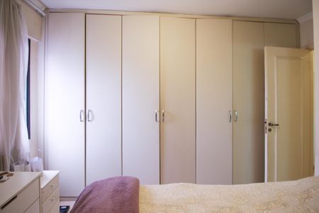 Apartamento à venda com 96m², 3 quartos e 2 vagas Apartamento à venda com 96m², 3 quartos e 2 vagasSuíte