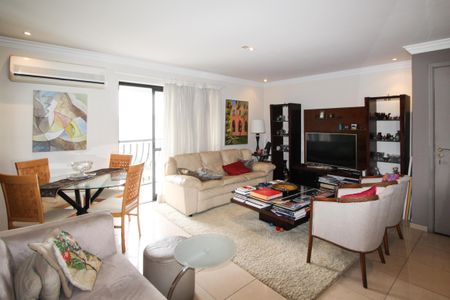 Apartamento à venda com 96m², 3 quartos e 2 vagas Apartamento à venda com 96m², 3 quartos e 2 vagasSala