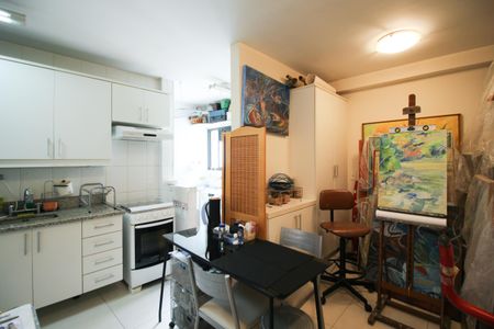 Apartamento à venda com 96m², 3 quartos e 2 vagas Apartamento à venda com 96m², 3 quartos e 2 vagasCozinha