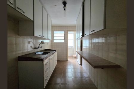 Apartamento à venda com 85m², 2 quartos e 1 vagaCozinha
