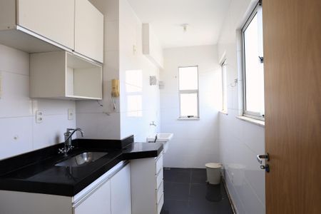 Apartamento para alugar com 67m², 2 quartos e 1 vagaCozinha e Área de Serviço