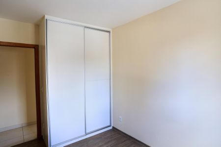 Apartamento para alugar com 67m², 2 quartos e 1 vagaQuarto