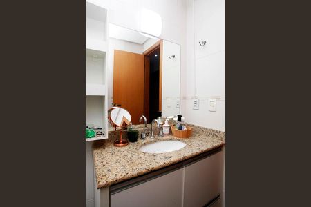 Apartamento para alugar com 110m², 3 quartos e 2 vagasBanheiro 2