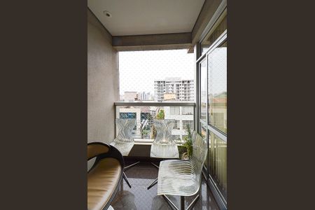 Apartamento à venda com 194m², 3 quartos e 3 vagasVaranda