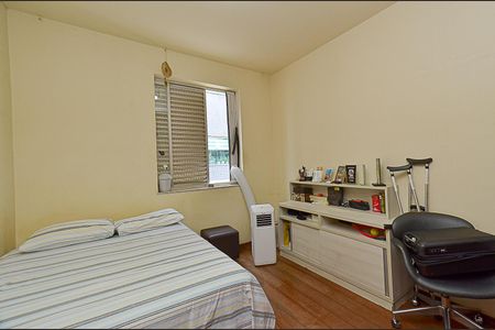 Apartamento à venda com 194m², 3 quartos e 3 vagasQuarto 2