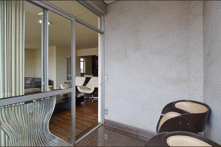 Varanda de apartamento à venda com 3 quartos, 194m² em Carmo, Belo Horizonte