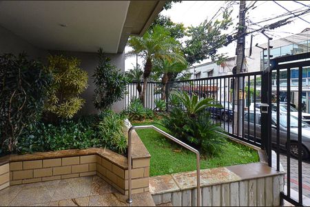 Apartamento à venda com 194m², 3 quartos e 3 vagasEntrada