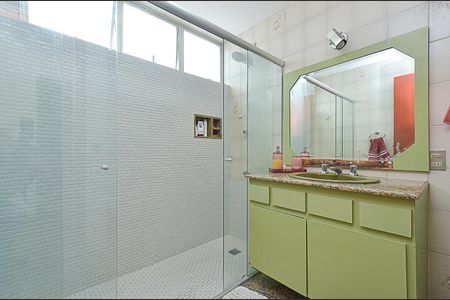 Apartamento à venda com 194m², 3 quartos e 3 vagasBanheiro Social