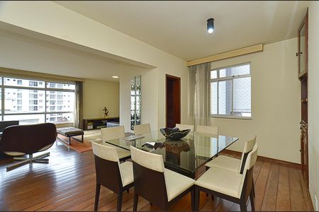 Apartamento à venda com 194m², 3 quartos e 3 vagasSala de Jantar