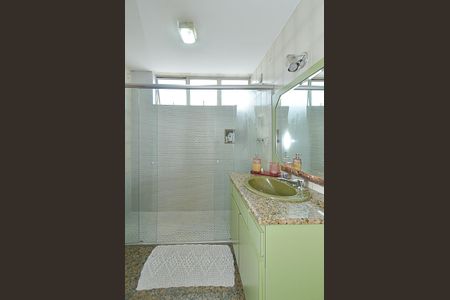 Apartamento à venda com 194m², 3 quartos e 3 vagasBanheiro Social