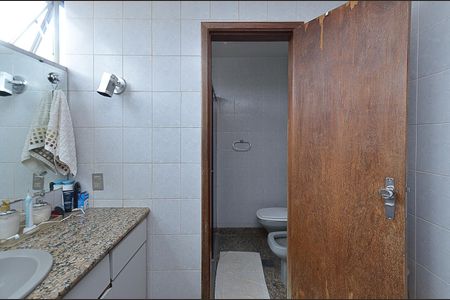 Apartamento à venda com 194m², 3 quartos e 3 vagasBanheiro Suíte