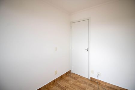 Quarto 1 de apartamento para alugar com 2 quartos, 40m² em Jardim Taboao, São Paulo