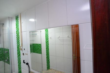 Apartamento para alugar com 190m², 3 quartos e 2 vagas Apartamento para alugar com 190m², 3 quartos e 2 vagasBanheiro Suíte 1