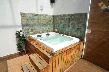 Apartamento para alugar com 190m², 3 quartos e 2 vagas Apartamento para alugar com 190m², 3 quartos e 2 vagasOfurô