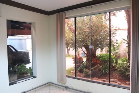 Casa para alugar com 558m², 4 quartos e 7 vagasEscritório