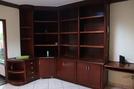 Casa para alugar com 558m², 4 quartos e 7 vagasEscritório