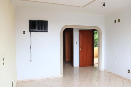 Casa para alugar com 558m², 4 quartos e 7 vagasSuíte 04