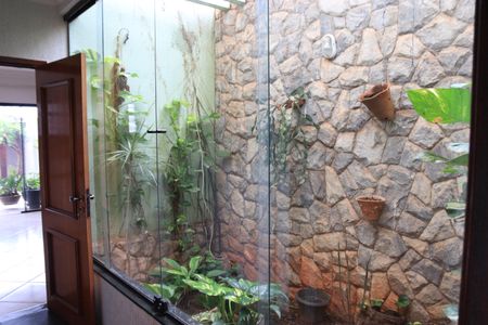 Casa para alugar com 558m², 4 quartos e 7 vagasEscritório