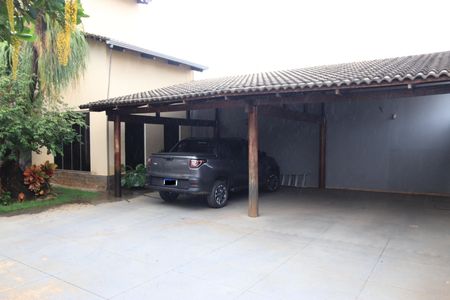 Casa para alugar com 558m², 4 quartos e 7 vagasGaragem