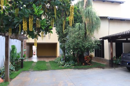 Casa para alugar com 558m², 4 quartos e 7 vagasGaragem