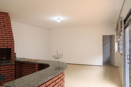 Casa para alugar com 558m², 4 quartos e 7 vagasCozinha 02