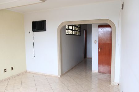 Casa para alugar com 558m², 4 quartos e 7 vagasSuíte 04