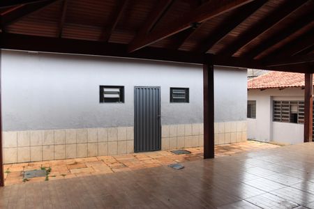 Casa para alugar com 558m², 4 quartos e 7 vagasQuintal