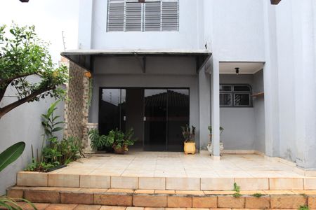 Casa para alugar com 558m², 4 quartos e 7 vagasQuintal