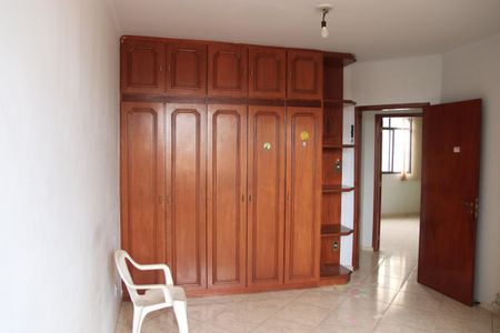 Casa para alugar com 558m², 4 quartos e 7 vagasSuíte 03