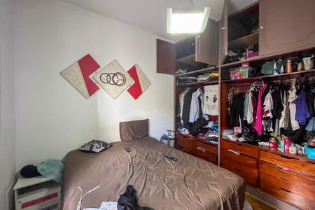 Casa à venda com 304m², 3 quartos e 4 vagas Casa à venda com 304m², 3 quartos e 4 vagasQuarto 3