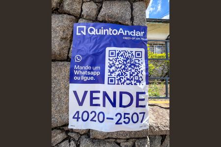 Casa à venda com 304m², 3 quartos e 4 vagas Casa à venda com 304m², 3 quartos e 4 vagasPlaca Quinto Andar