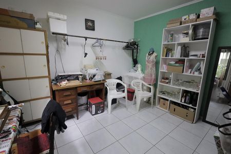 Casa à venda com 236m², 4 quartos e 4 vagasEdicula