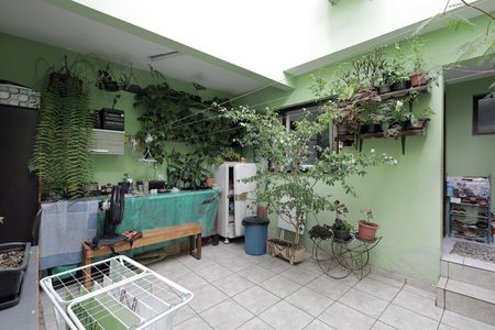 Casa à venda com 236m², 4 quartos e 4 vagasQuintal