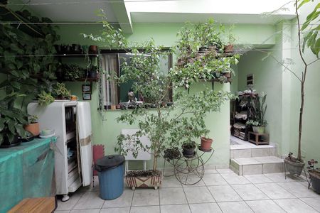 Casa à venda com 236m², 4 quartos e 4 vagasQuintal