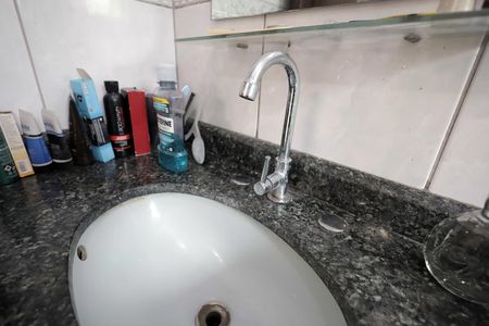 Casa à venda com 236m², 4 quartos e 4 vagasBanheiro Suíte 1