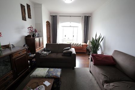 Casa à venda com 236m², 4 quartos e 4 vagasSala