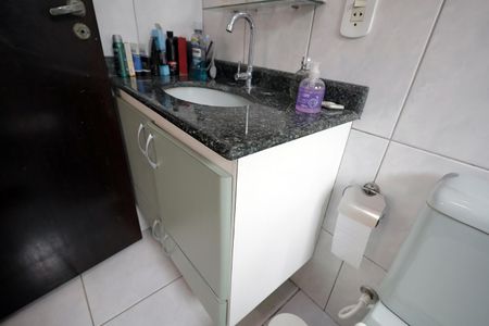 Casa à venda com 236m², 4 quartos e 4 vagasBanheiro Suíte 1
