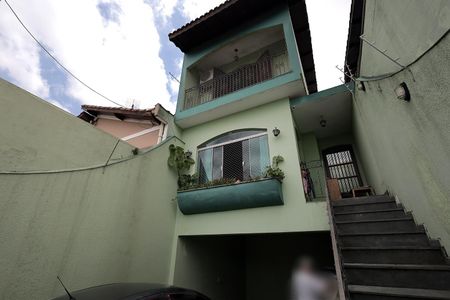 Casa à venda com 236m², 4 quartos e 4 vagasFachada