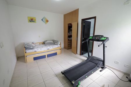 Casa à venda com 236m², 4 quartos e 4 vagasQuarto Suíte 1