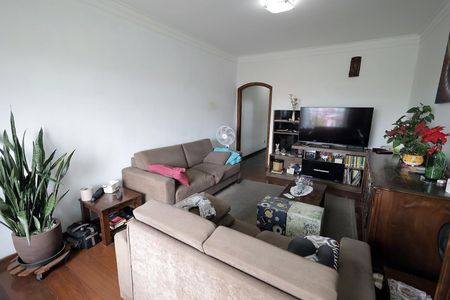 Casa à venda com 236m², 4 quartos e 4 vagasSala