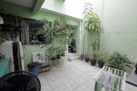 Casa à venda com 236m², 4 quartos e 4 vagasQuintal