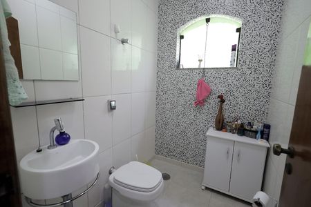 Casa à venda com 236m², 4 quartos e 4 vagasBanheiro