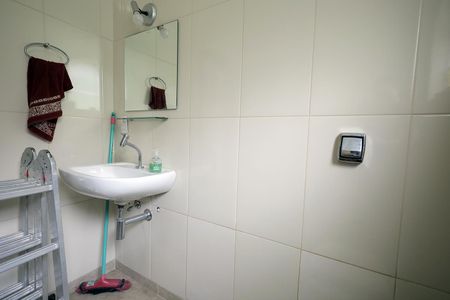 Casa à venda com 236m², 4 quartos e 4 vagasBanheiro 3